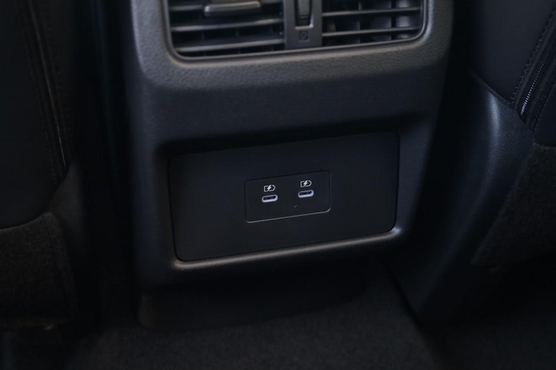 Nissan Rogue Vehicle Image 20