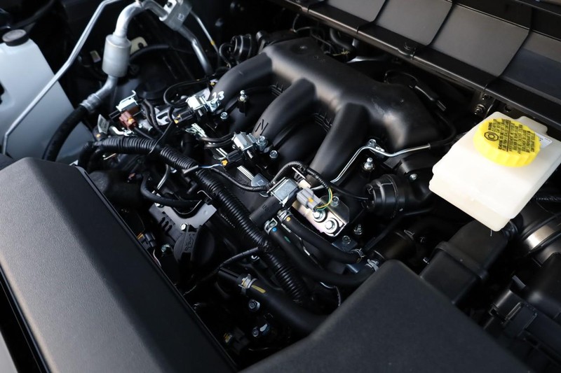 Nissan Pathfinder Vehicle Full-screen Gallery Image 30