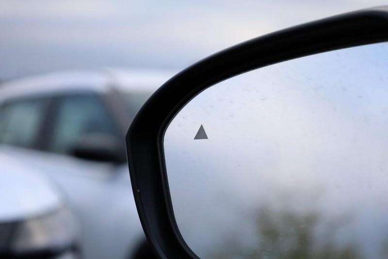 Nissan Kicks Vehicle Image 21