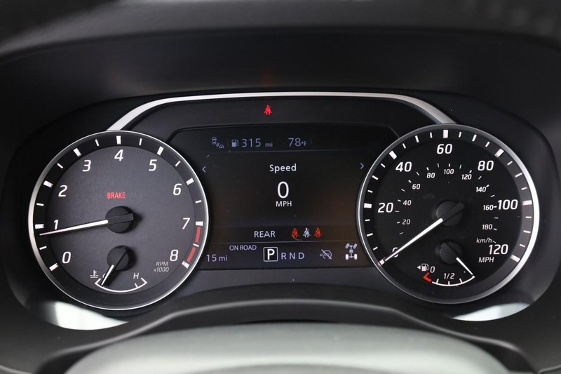 Nissan Frontier Vehicle Image 10