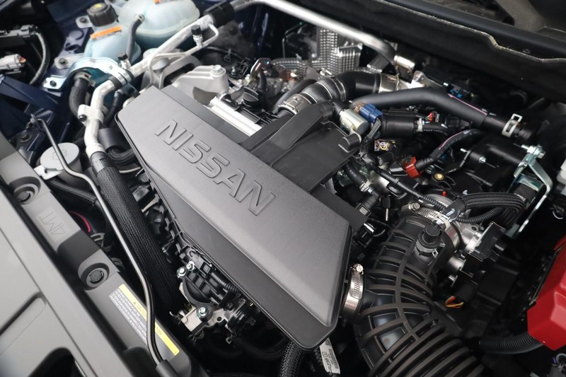 Nissan Rogue Vehicle Full-screen Gallery Image 25