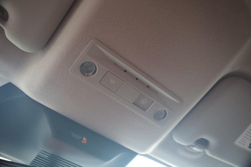 Nissan Kicks Vehicle Image 17