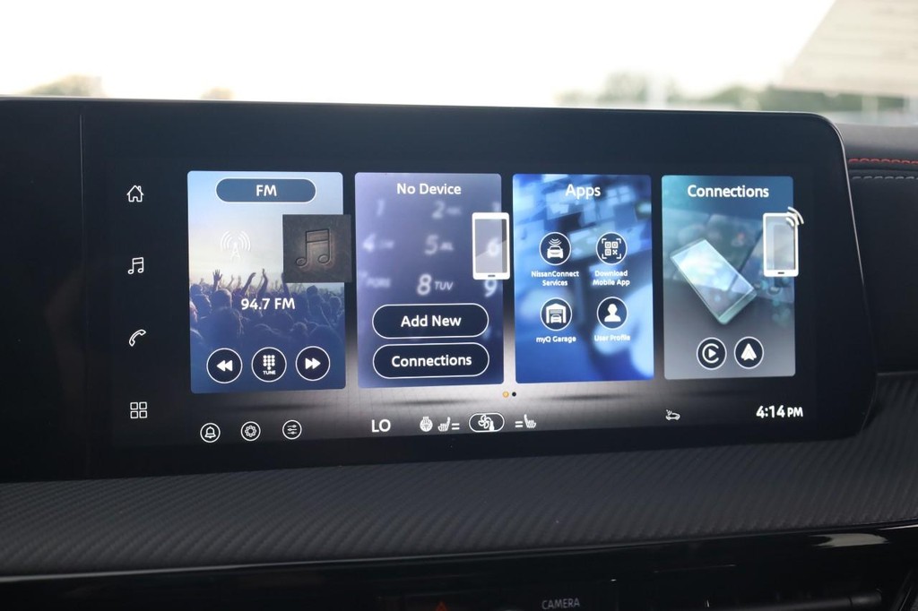 Nissan Kicks Vehicle Image 13