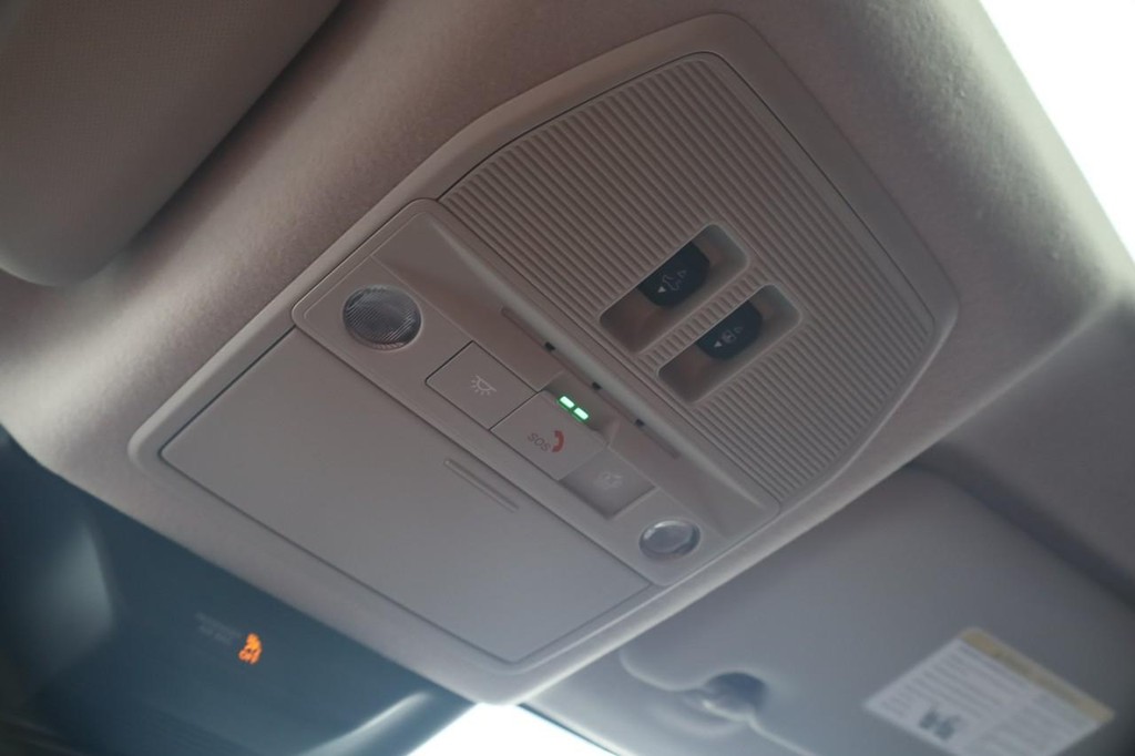 Nissan Kicks Vehicle Image 19