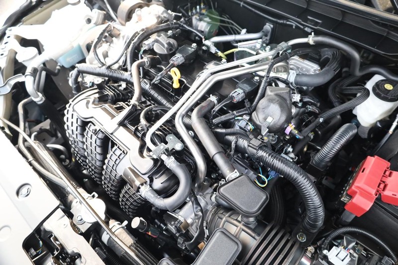 Nissan Altima Vehicle Full-screen Gallery Image 26