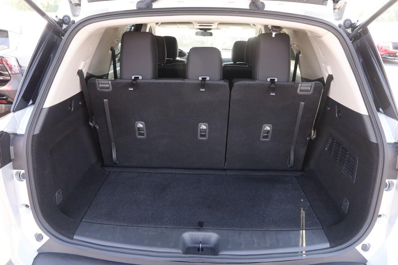 Nissan Pathfinder Vehicle Image 07
