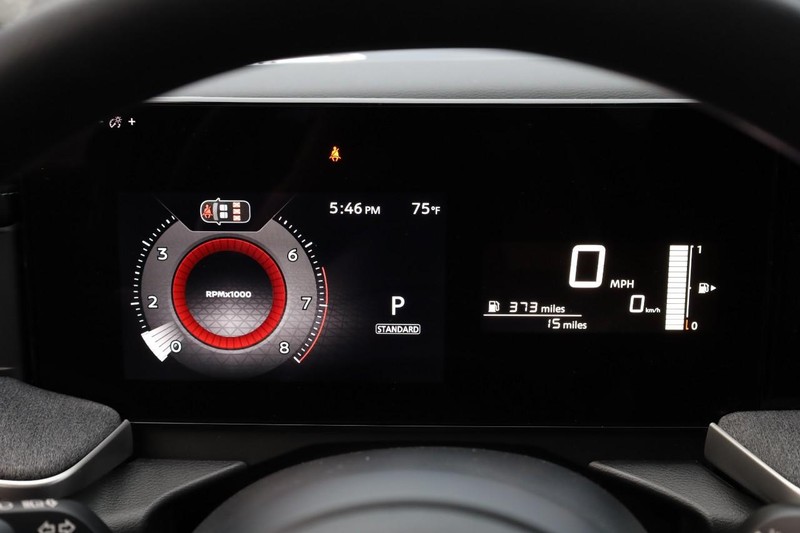 Nissan Kicks Vehicle Image 11