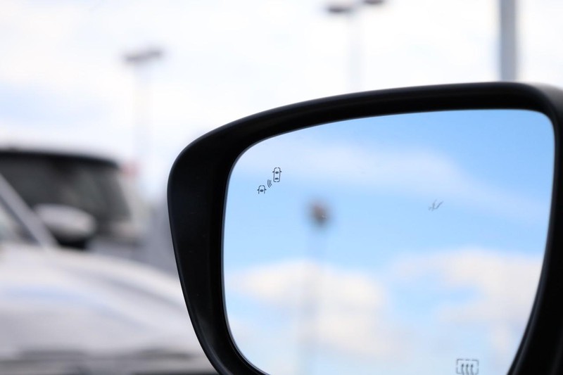 Nissan Frontier Vehicle Image 19