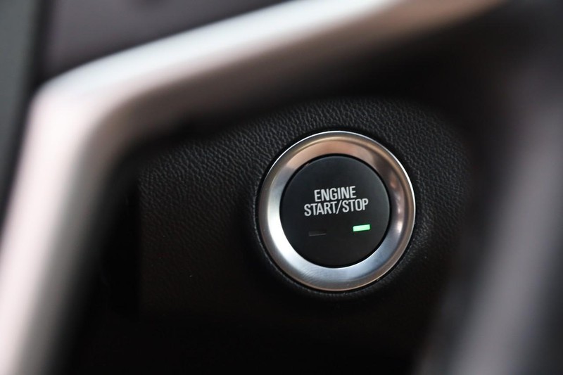 GMC Terrain Vehicle Full-screen Gallery Image 15