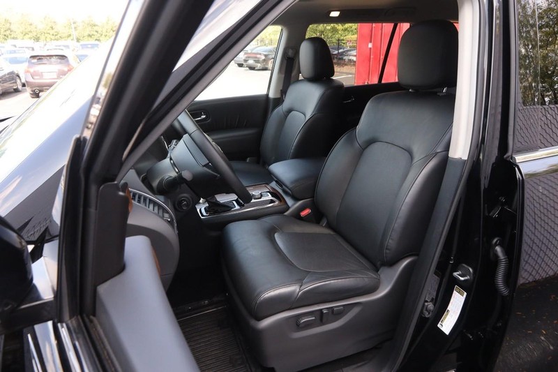 Nissan Armada Vehicle Image 10