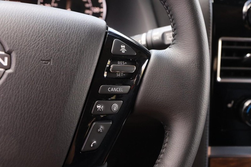 Nissan Armada Vehicle Image 15