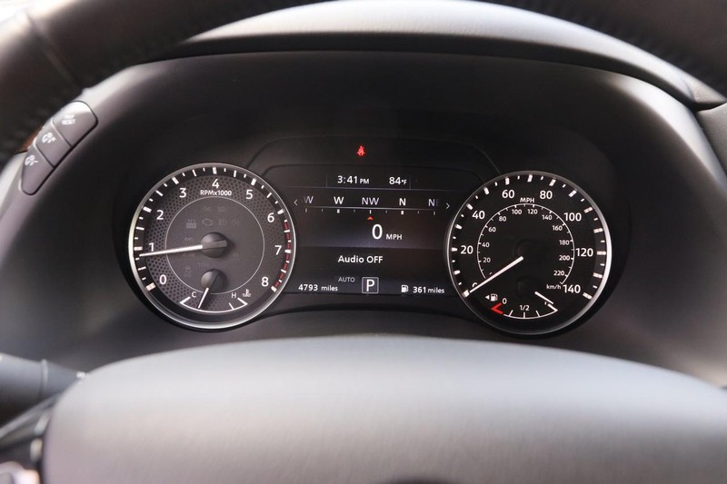 Nissan Armada Vehicle Image 16