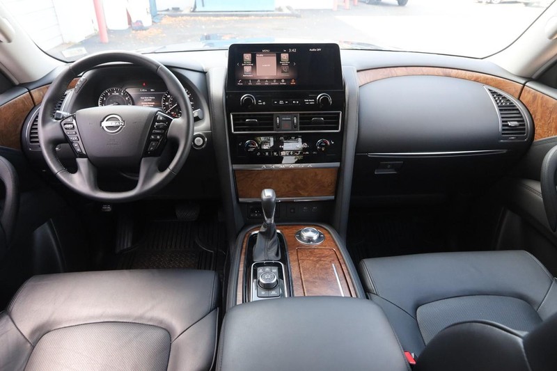 Nissan Armada Vehicle Image 24