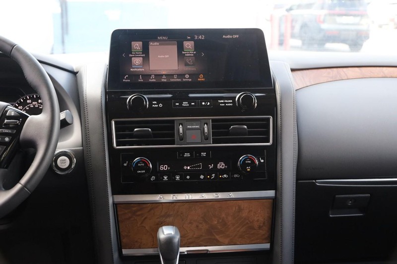 Nissan Armada Vehicle Image 27
