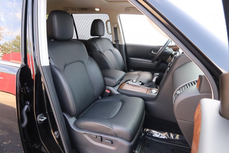 Nissan Armada Vehicle Image 29