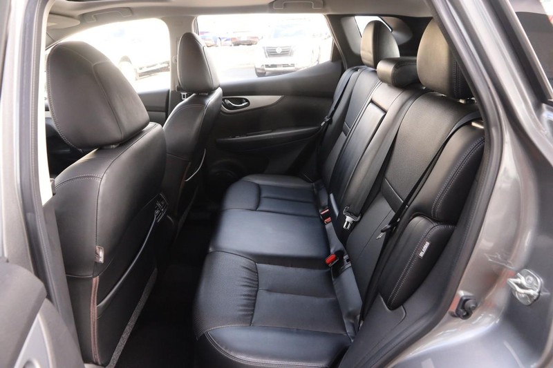 Nissan Rogue Sport Vehicle Image 10