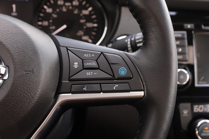 Nissan Rogue Sport Vehicle Image 13