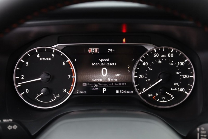 Nissan Rogue Vehicle Full-screen Gallery Image 10