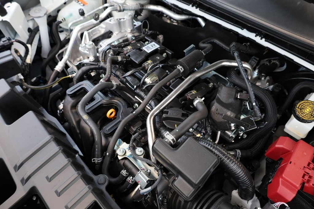 Nissan Kicks Vehicle Image 27