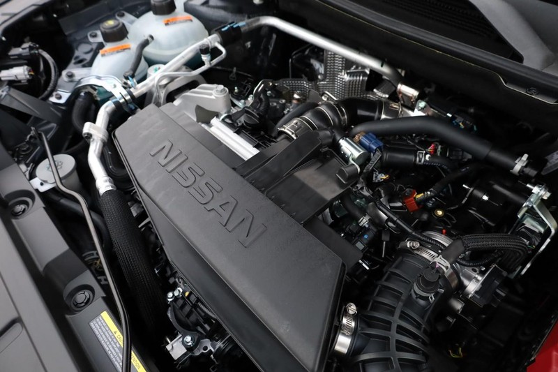 Nissan Rogue Vehicle Full-screen Gallery Image 26