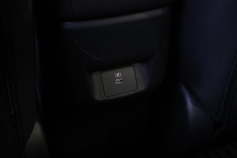Nissan Versa Vehicle Image 19