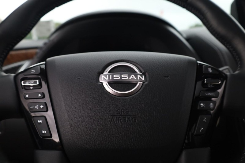 Nissan Armada Vehicle Image 12