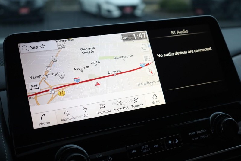 Nissan Armada Vehicle Image 15