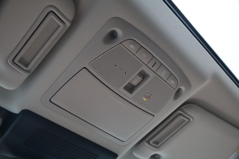 Nissan Armada Vehicle Image 20
