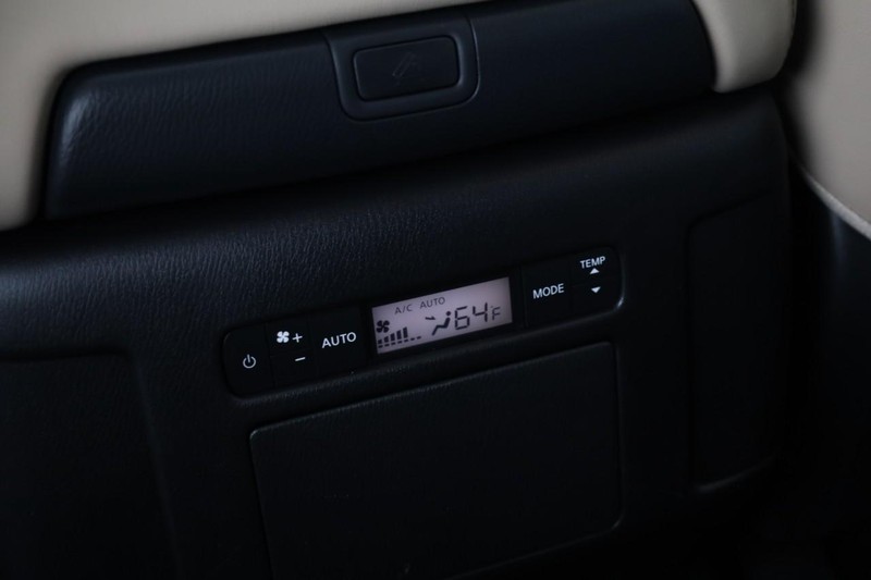 Nissan Armada Vehicle Image 26