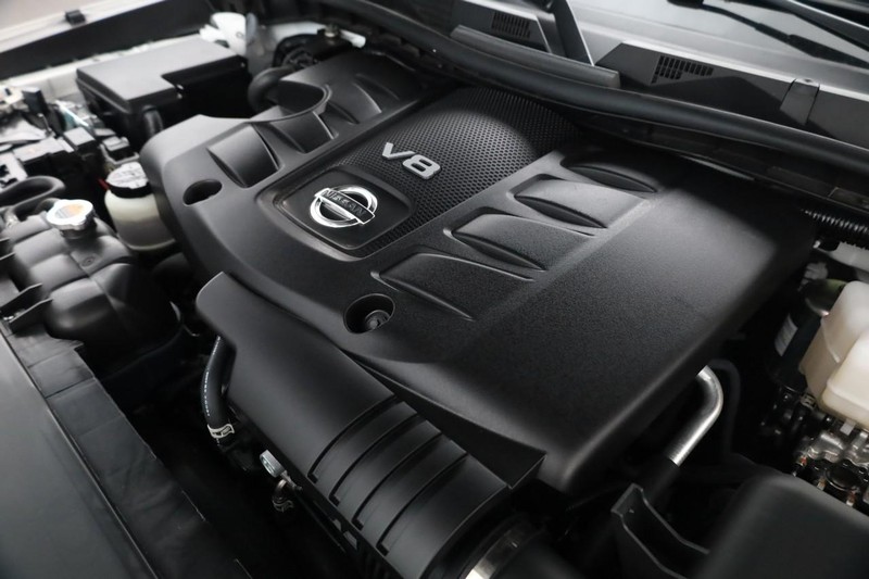Nissan Armada Vehicle Image 31