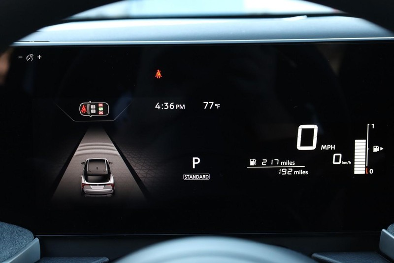 Nissan Kicks Vehicle Image 10