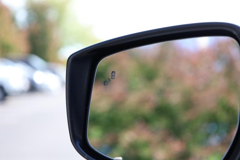 Nissan Versa Vehicle Image 18