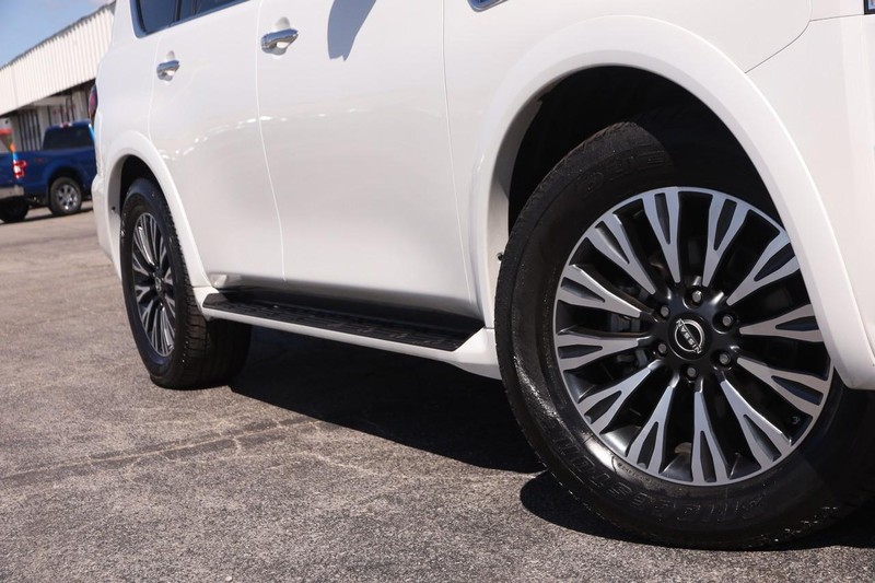 Nissan Armada Vehicle Image 03