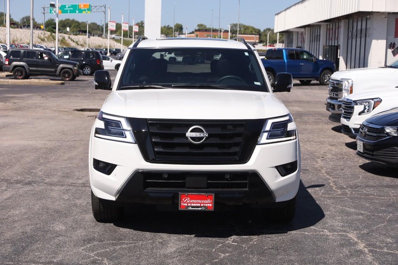 Nissan Armada Vehicle Image 04