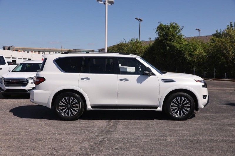 Nissan Armada Vehicle Image 05