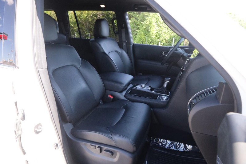 Nissan Armada Vehicle Image 29