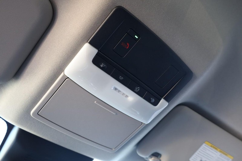 Nissan Sentra Vehicle Image 17