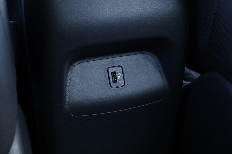 Nissan Sentra Vehicle Image 21