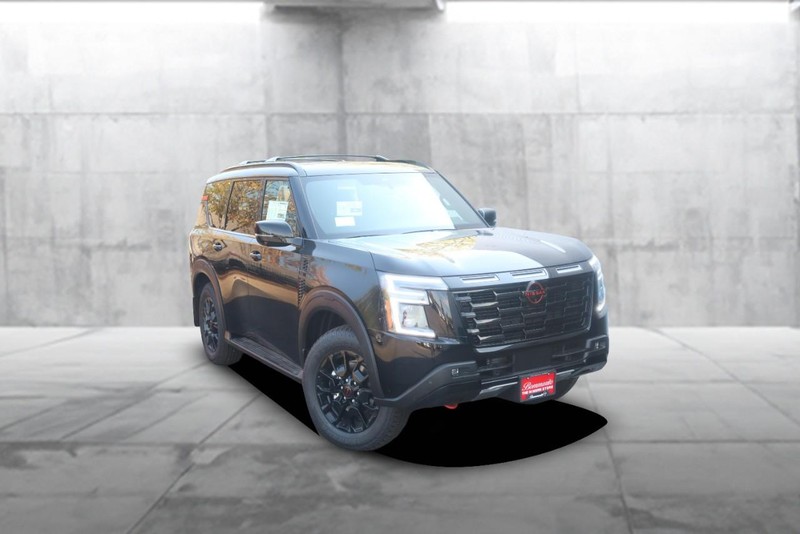 Nissan Armada Vehicle Image 02