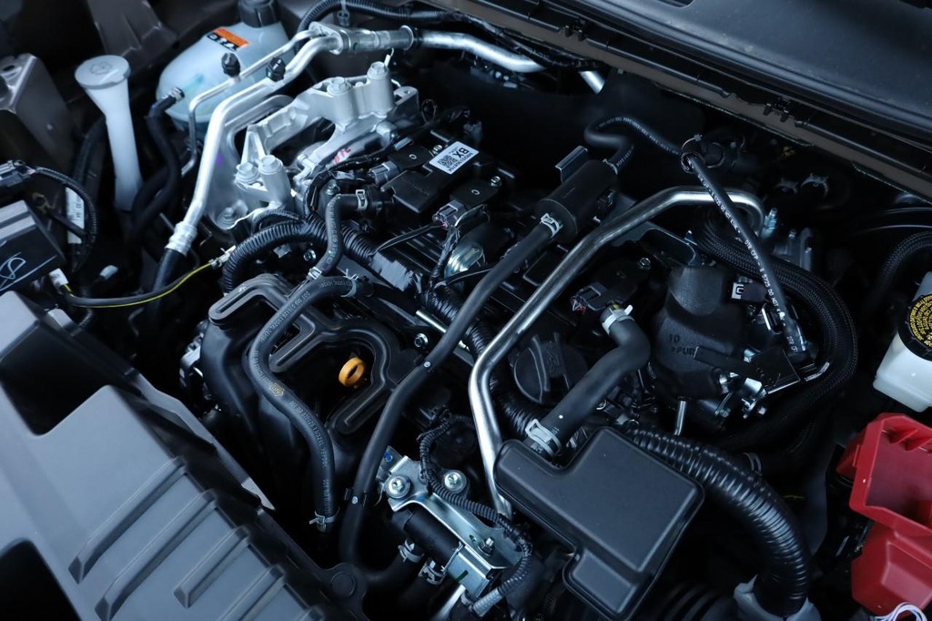 Nissan Kicks Vehicle Image 24