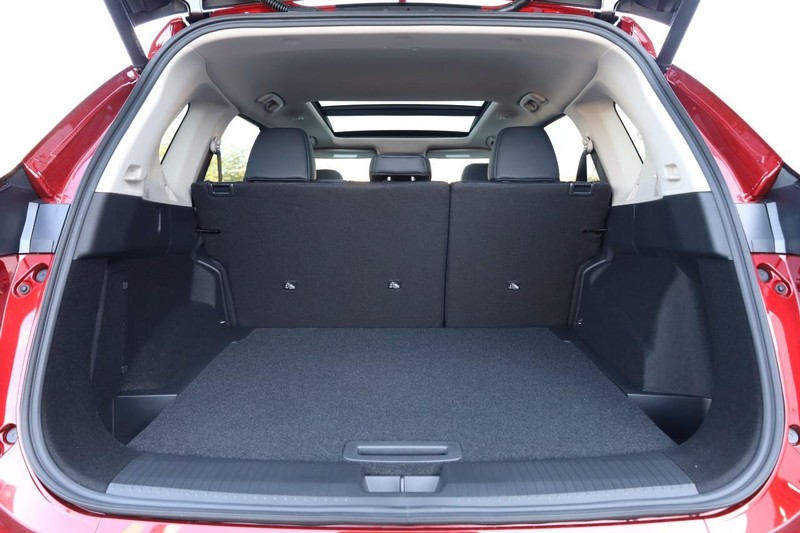 Nissan Rogue Vehicle Full-screen Gallery Image 7