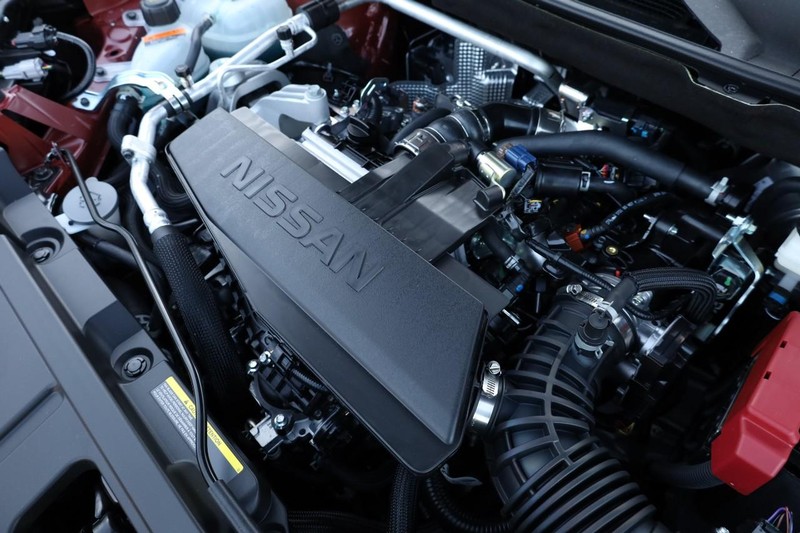 Nissan Rogue Vehicle Full-screen Gallery Image 28