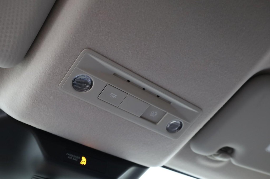 Nissan Kicks Vehicle Image 17