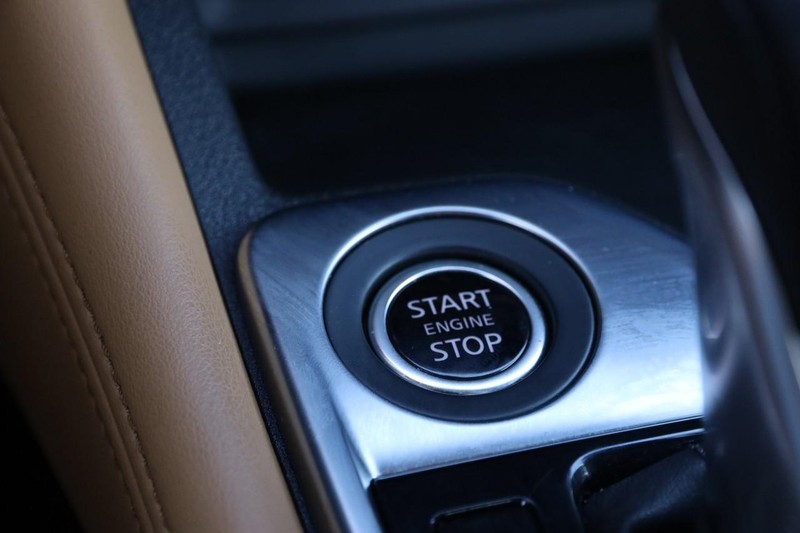 Nissan Sentra Vehicle Image 18