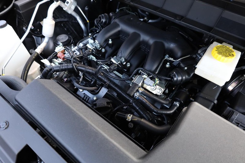 Nissan Pathfinder Vehicle Full-screen Gallery Image 32