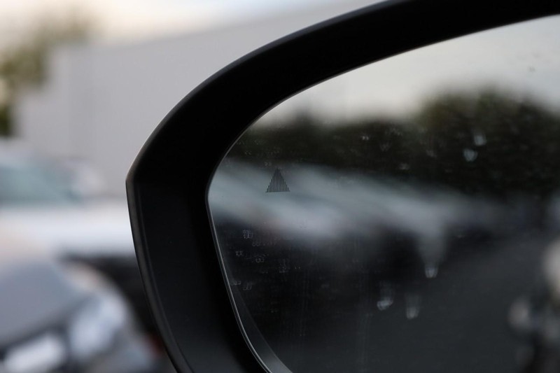 Nissan Rogue Vehicle Image 20