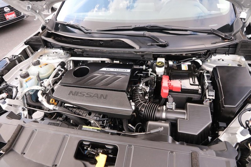 Nissan Rogue Vehicle Full-screen Gallery Image 26