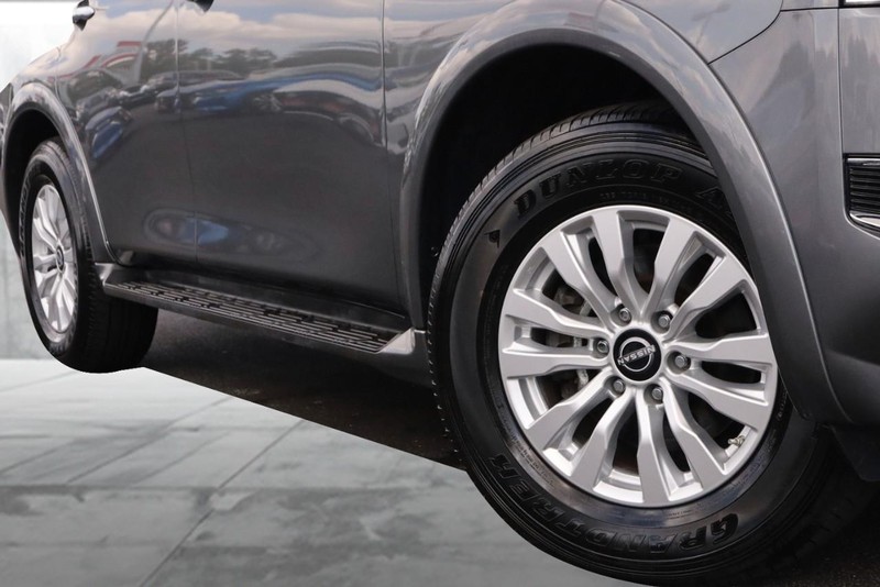 Nissan Armada Vehicle Image 03