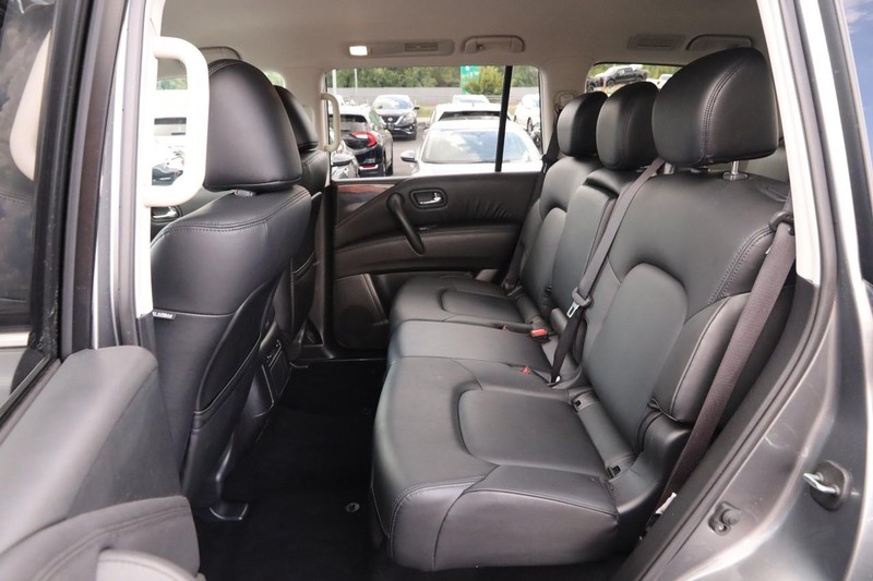 Nissan Armada Vehicle Image 09