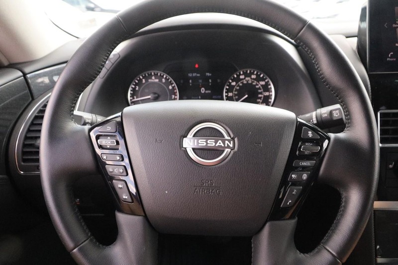 Nissan Armada Vehicle Image 11